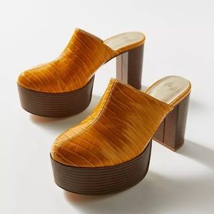 UO Ellie Platform Mule